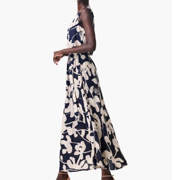 Nic+Zoe Water Lillies Bianca Maxi Dress in Navy and Cream - Picture 2 of 5